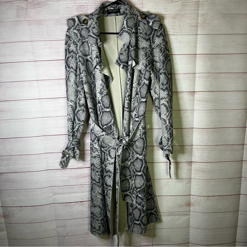 Few Moda Gray Belted Tie Waist Snakeskin Pattern Pocket Duster‎ Coat  Size Small